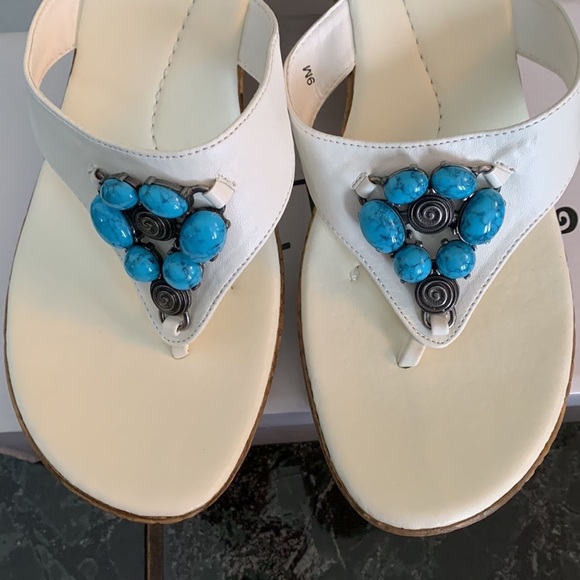 NWT Matisse women’s cochiti white/turquoise sandals, 9M - Picture 5 of 5